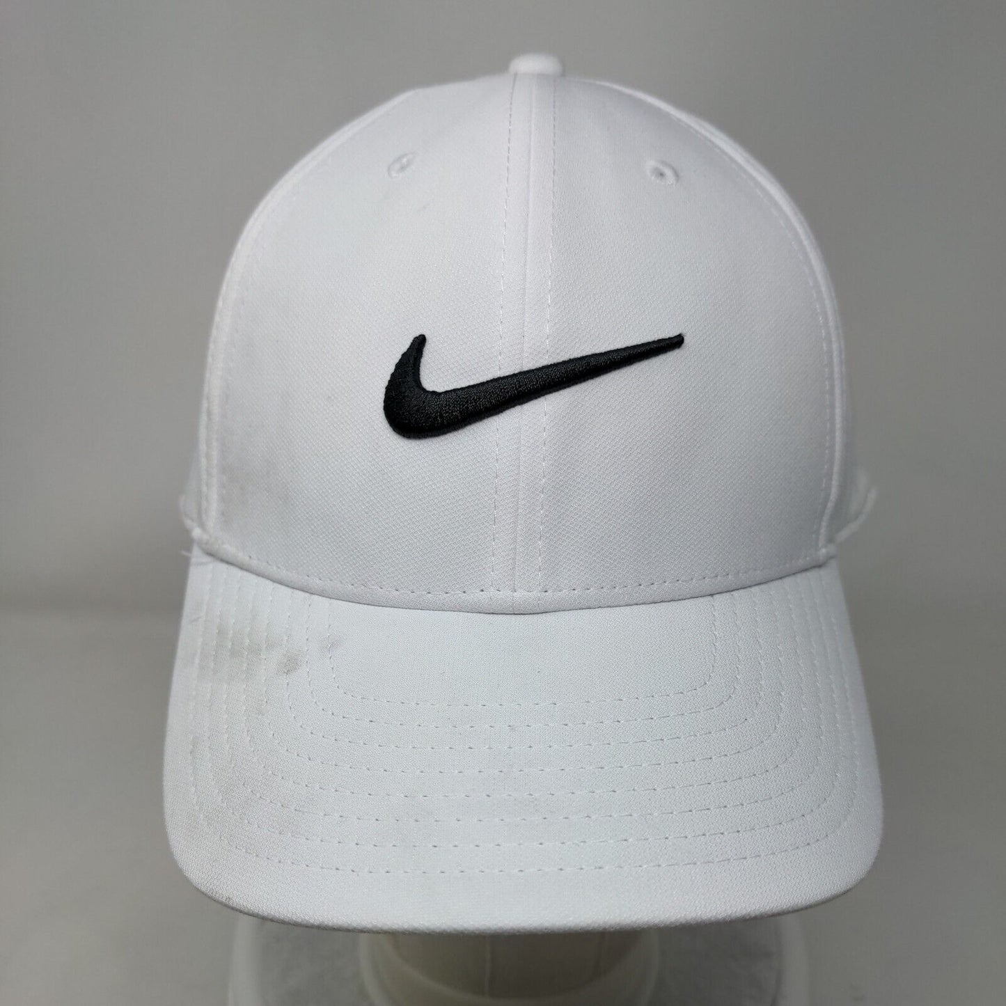 Nike Club Cap Strapback Hat White L/XL Adjustable Swoosh Dri-Fit 6 Panel