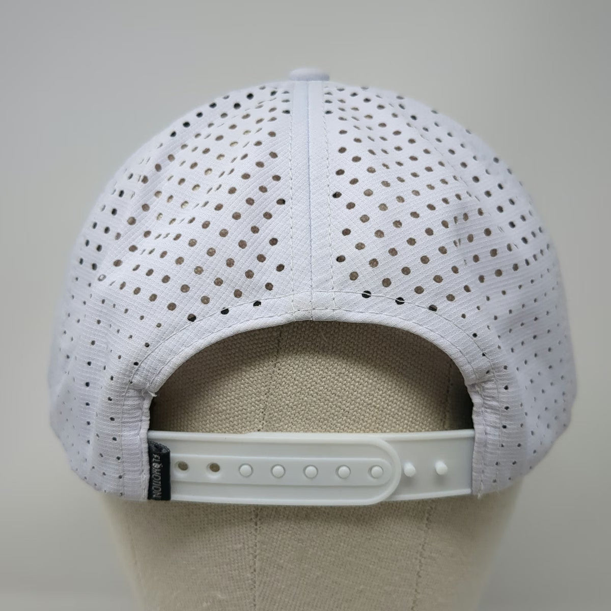 Flomotion Trucker Hat White One Size Palm Tree Perforated Mesh Snapback Beach