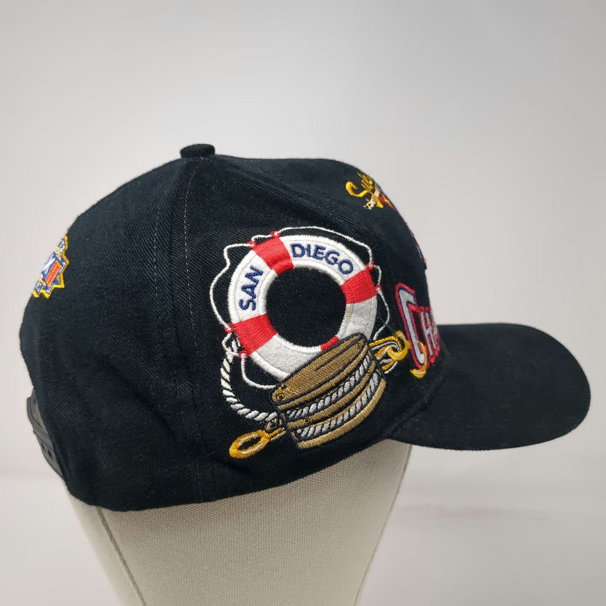 Denver Broncos NFL Logo Athletic Snapback Black Super Bowl XXXII Hat Vintage