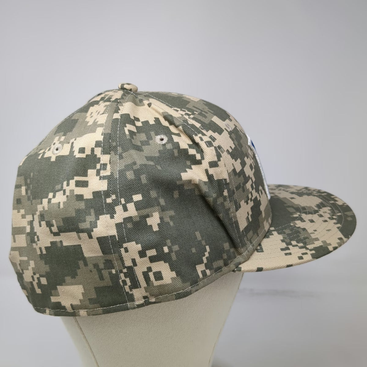 Nike Baseball Cap Beige 7 5/8 Duke Blue Devils Digital Camo Fitted NCAA Hat