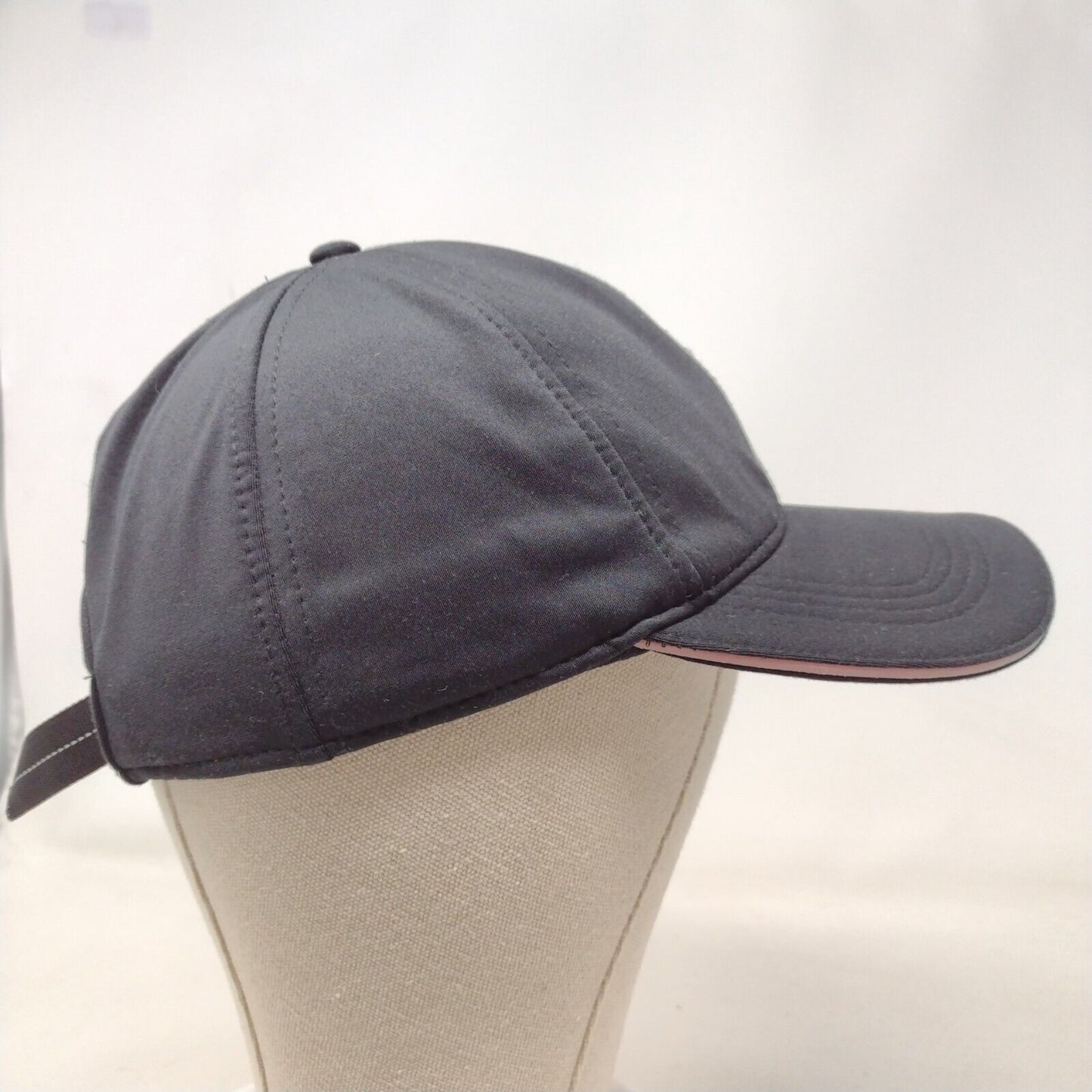 Unbranded Strapback Hat Black OSFA Adjustable 6 Panel Solid Outdoor