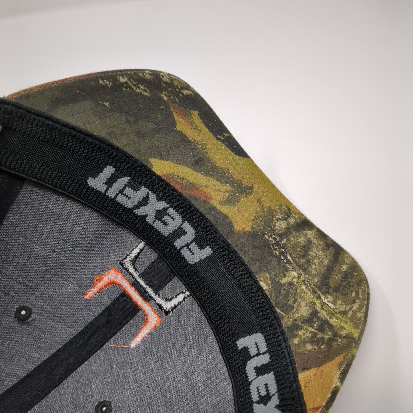 Mossy Oak Fitted Hat Camo L-XL Embroidered Flexfit Hunting W/Tags