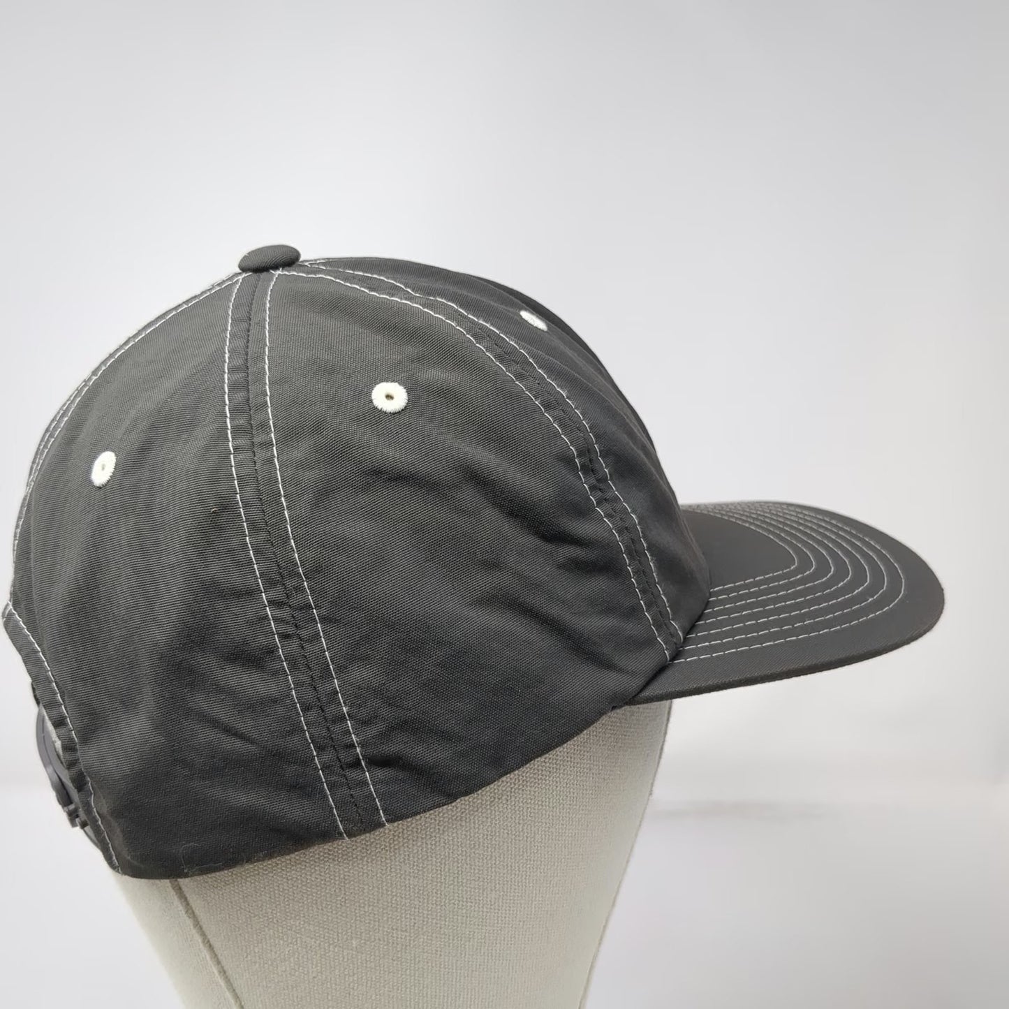 Stüssy Snapback Gray One Size Nylon White Contrast Stitching Logo 6-Panel Hat