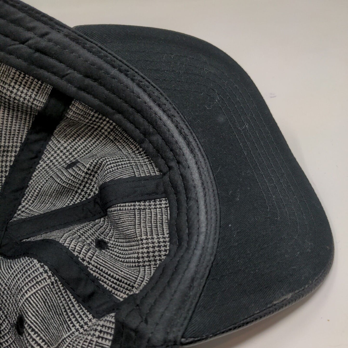 Unbranded Men's Snapback Hat Gray Black Graphic Logo SYL Adjustable