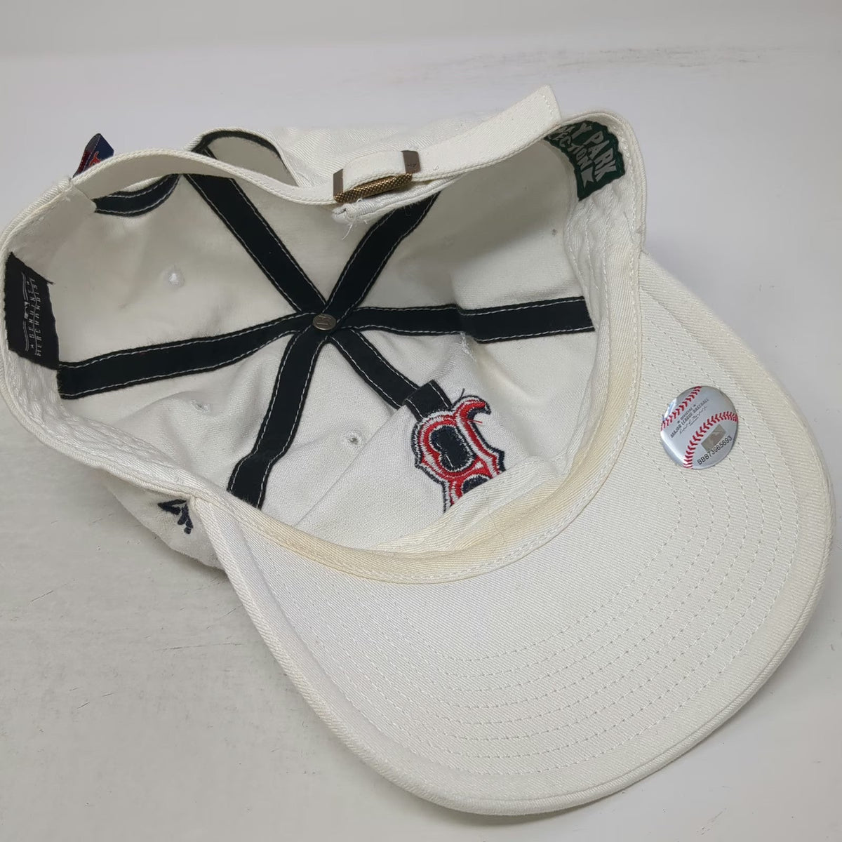 47 MLB Boston Red Sox Baseball Cap White One Size Slideback Fenway Collection