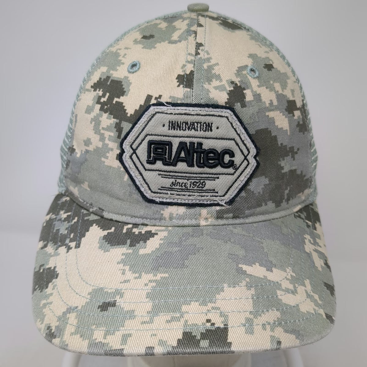 Richardson Trucker Hat Green Size L Digital Camo Mesh Snapback Altec Patch
