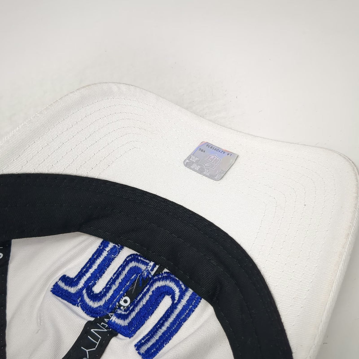 New York Giants NFL New Era Cap White One Size Adjustable Embroidered 9TWENTY