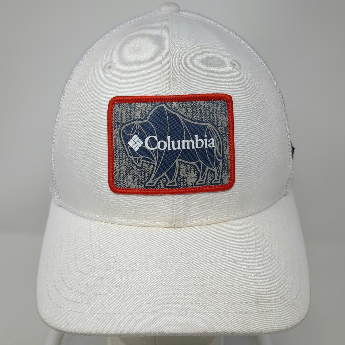 Columbia Baseball Cap White M Mesh Back Bison Patch Fitted Hat Buffalo Graphic