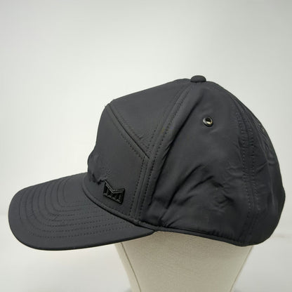 Melin Snapback Black Hat XL Trenches Thermal Performance Tech Distressed