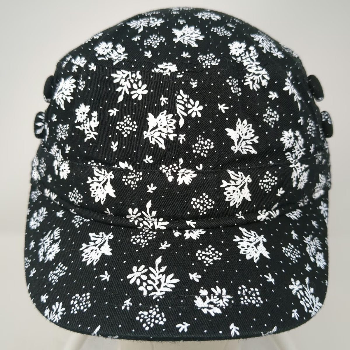 Forever 21 Army Cap Black White One Size Floral Pattern Elastic Side Buttons Hat