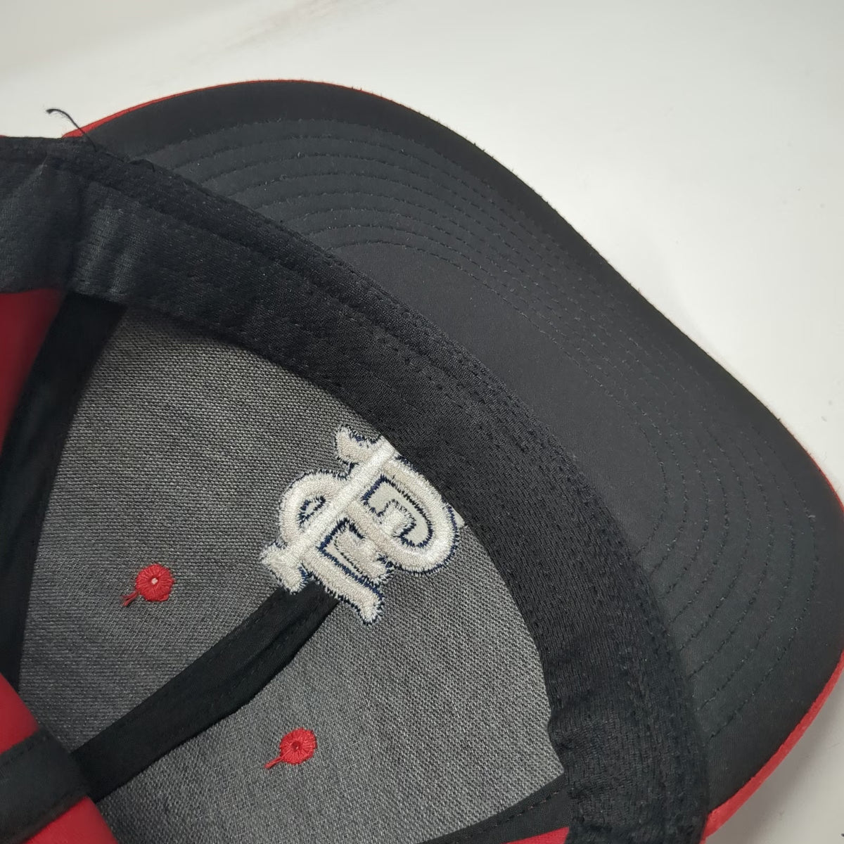OC Sports St. Louis Cardinals MLB Baseball Cap Red One Size Adjustable Strapback