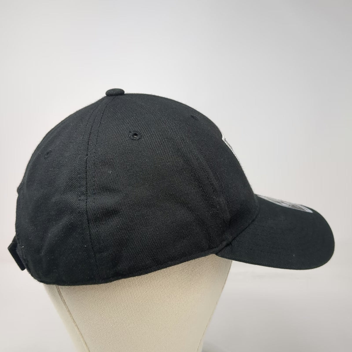 '47 NFL Las Vegas Raiders Shield Logo Black Baseball Cap OS Strapback Hat