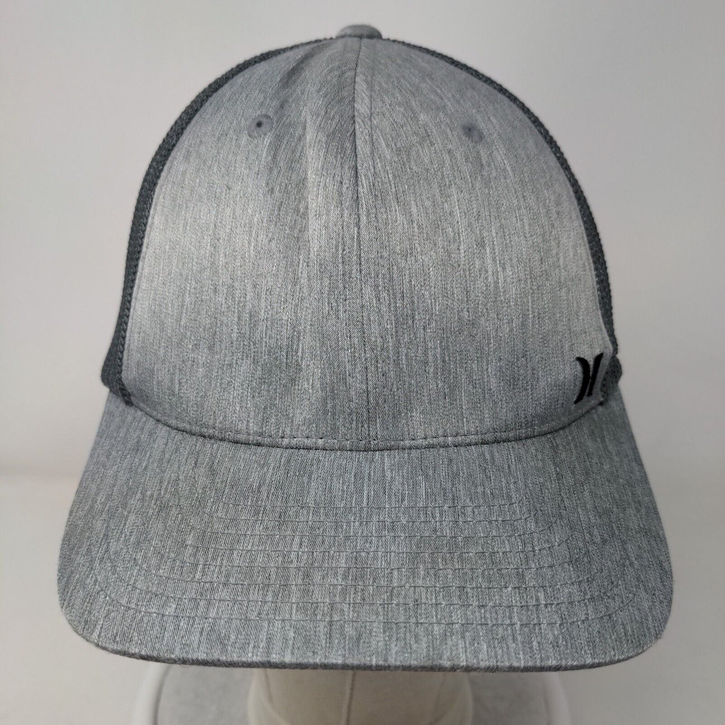Hurley Fitted Trucker Hat Gray L/XL Embroidered Breathable Mesh Back Yupoong