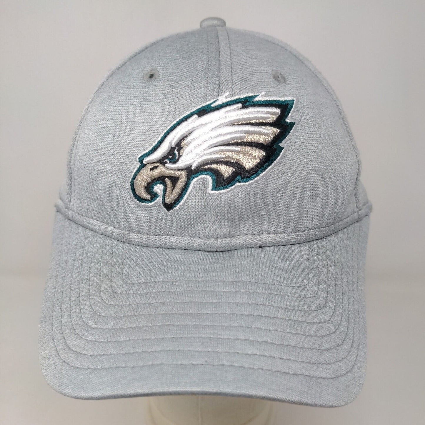 New Era Men's Fitted Hat Gray Size S/M Philadelphia Eagles Embroidered Logo