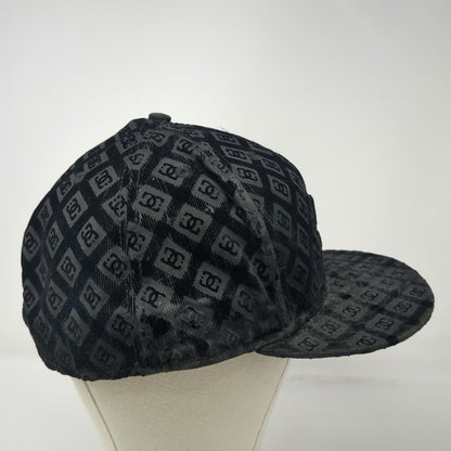 DC Shoes New Era Snapback Black 7 5/8 Monogram Allover Pattern Flat Brim Hat