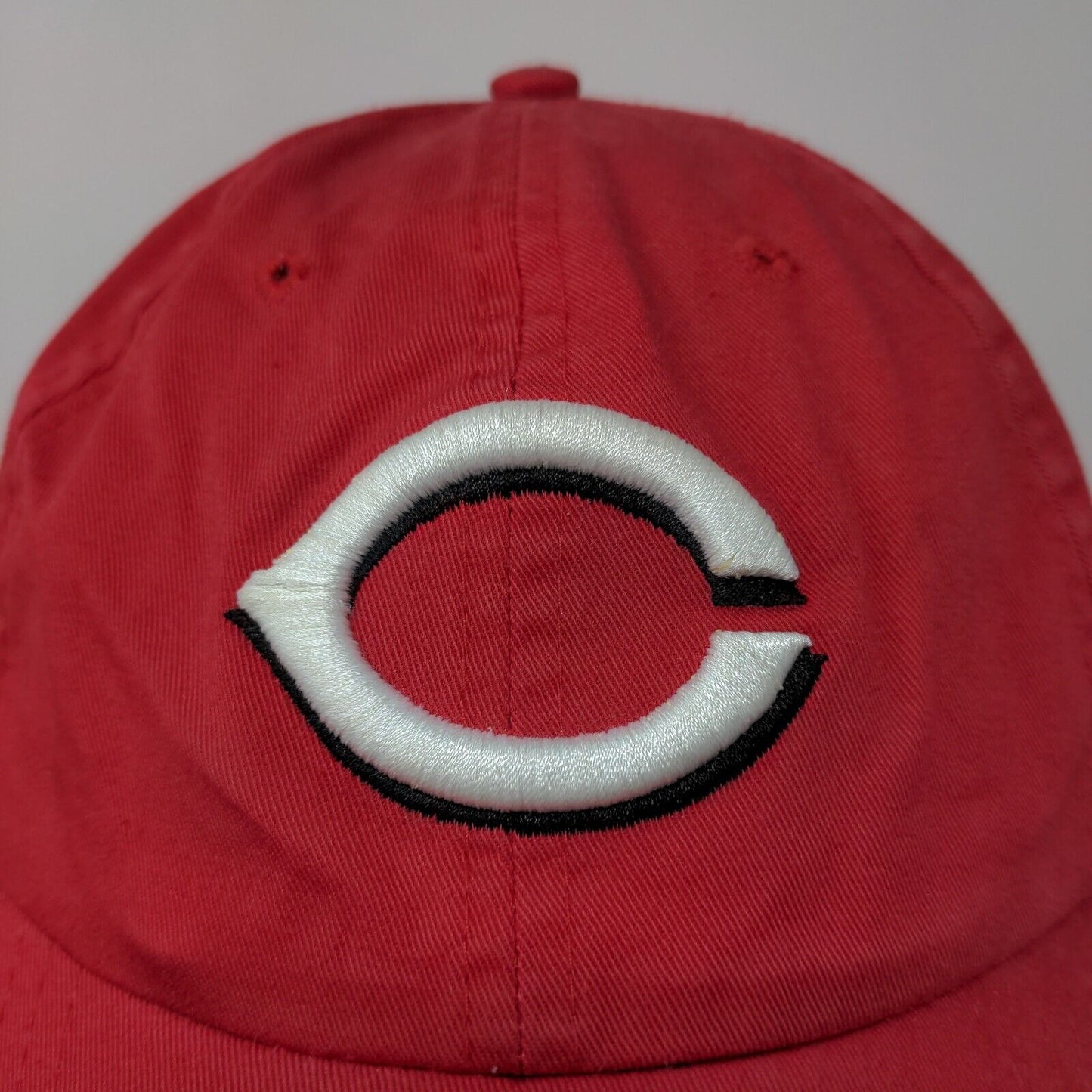 New Era Men's Slideback Hat Red Size OSFA Embroidered Chicago Cubs Logo