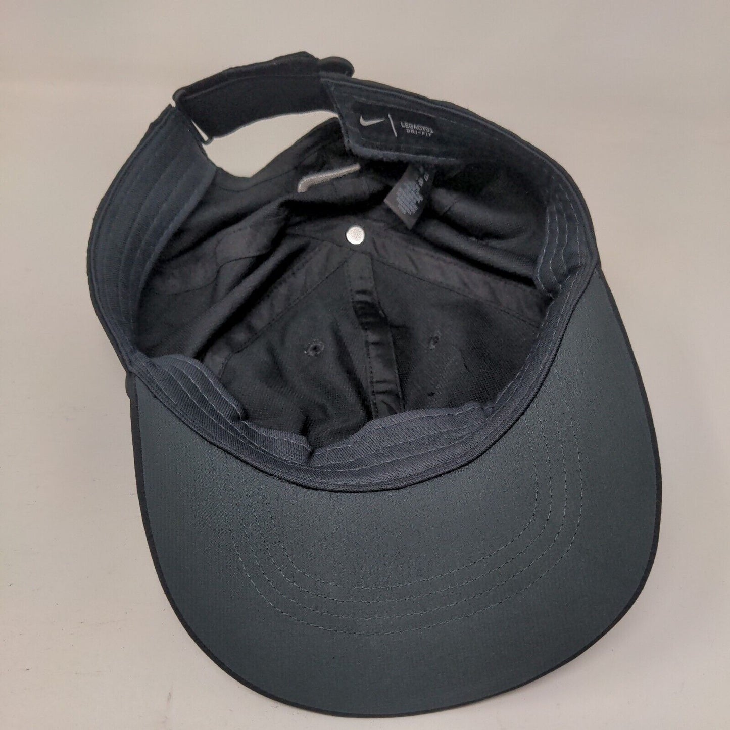 Nike Legacy91 Strapback Hat Black OSFM Embroidered Swoosh Dri-Fit
