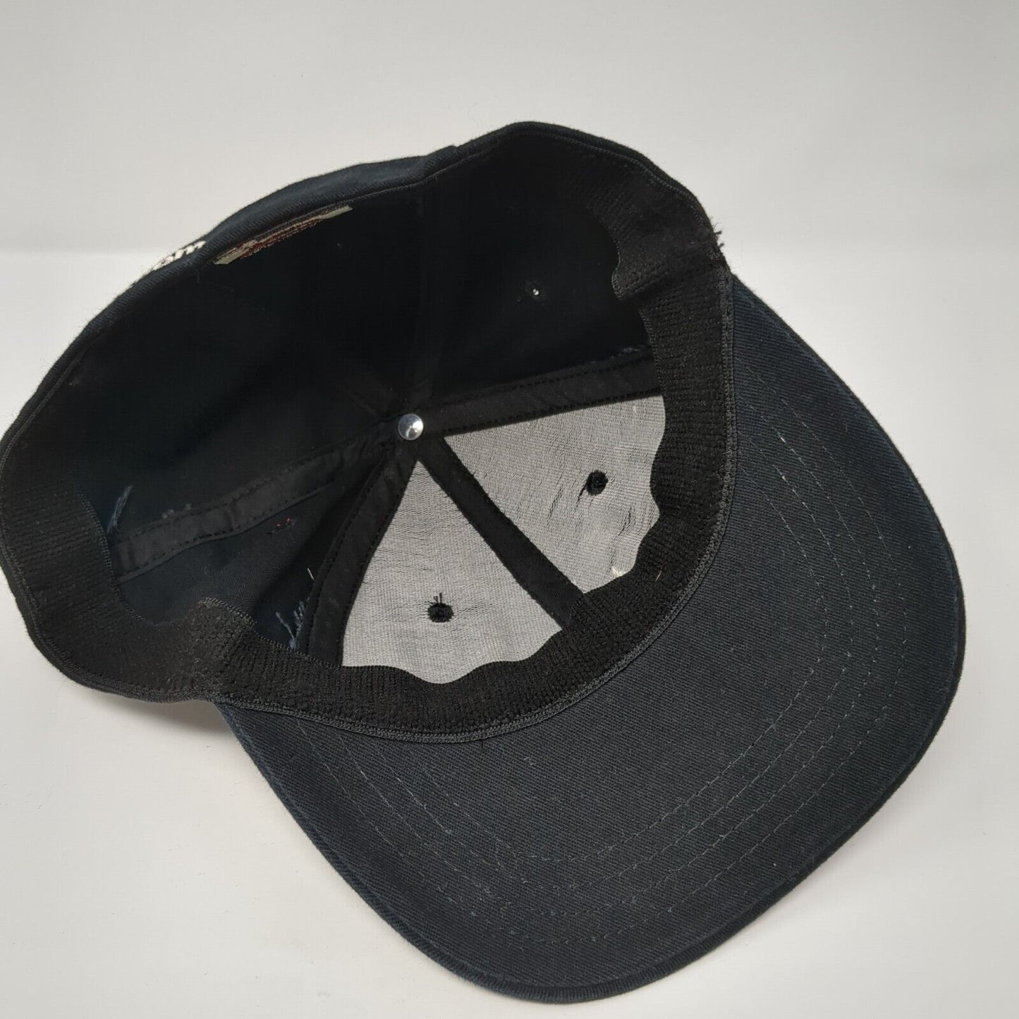 Nuheat Fitted Hat Black Large/XL Eazyfit Embroidered Tristar Headwear