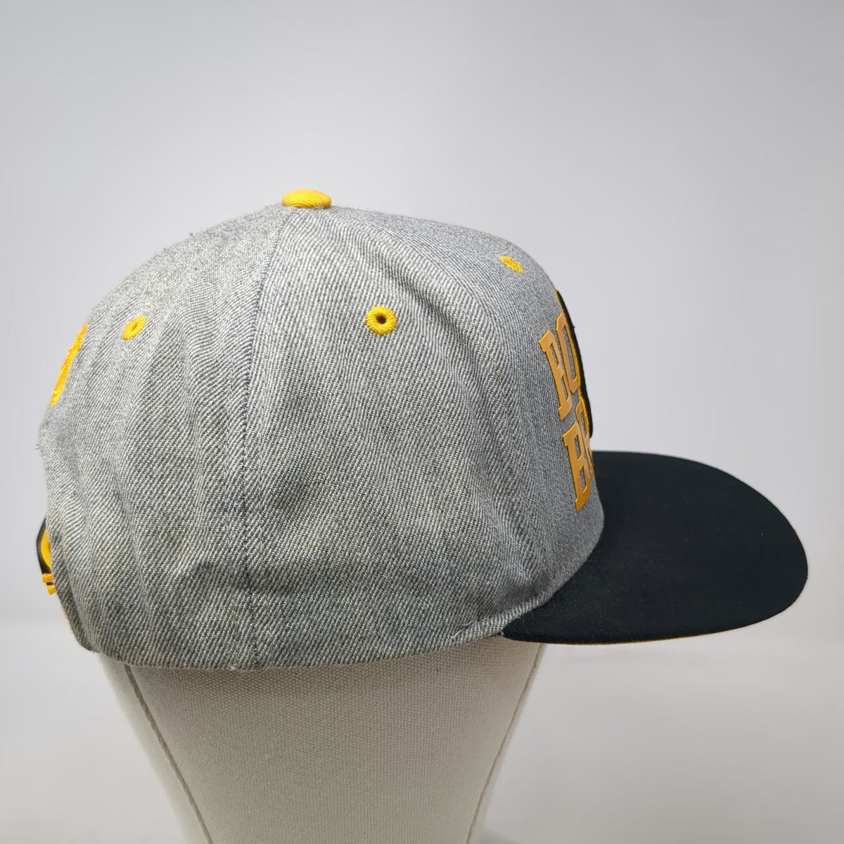 Reebok Boston Bruins NHL Gray Snapback Hat Signed Autographed Seidenberg Boychuk