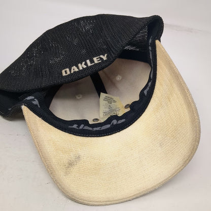 Oakley Baseball Cap Beige M Fitted Mesh Back Stretch Breathable Logo Shield Hat