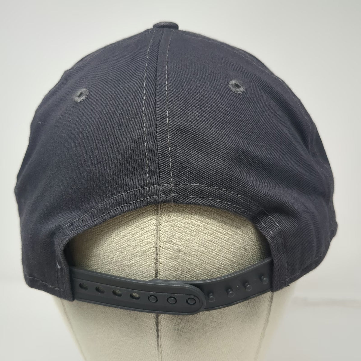 New Era Snapback Gray One Size Hat Method Studio M Logo 9FIFTY Cotton Flat Brim
