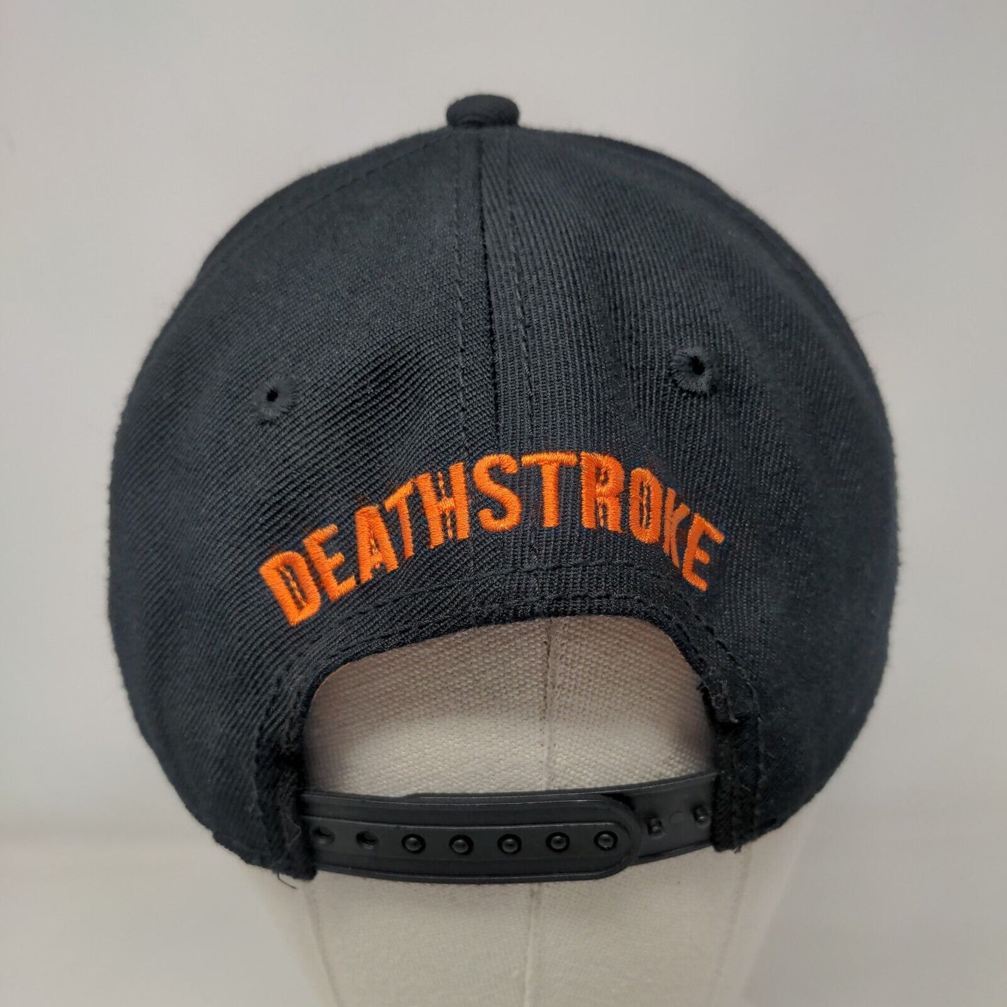 Deathstroke Snapback Hat Multicolor OSFM Adjustable 6 Panel Vent Holes