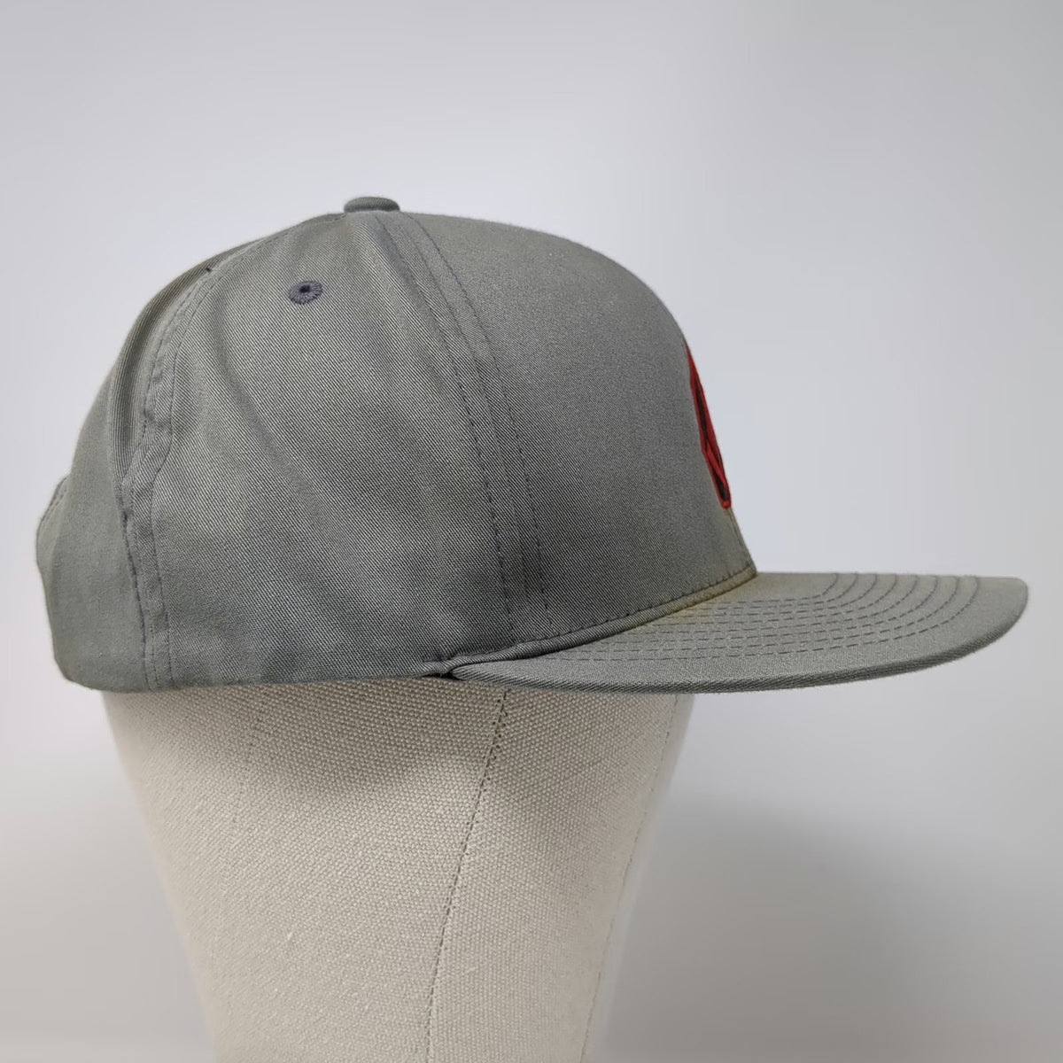 Volcom Snapback Hat Gray OS Embroidered Logo Red Black Stone Graphic Adjustable