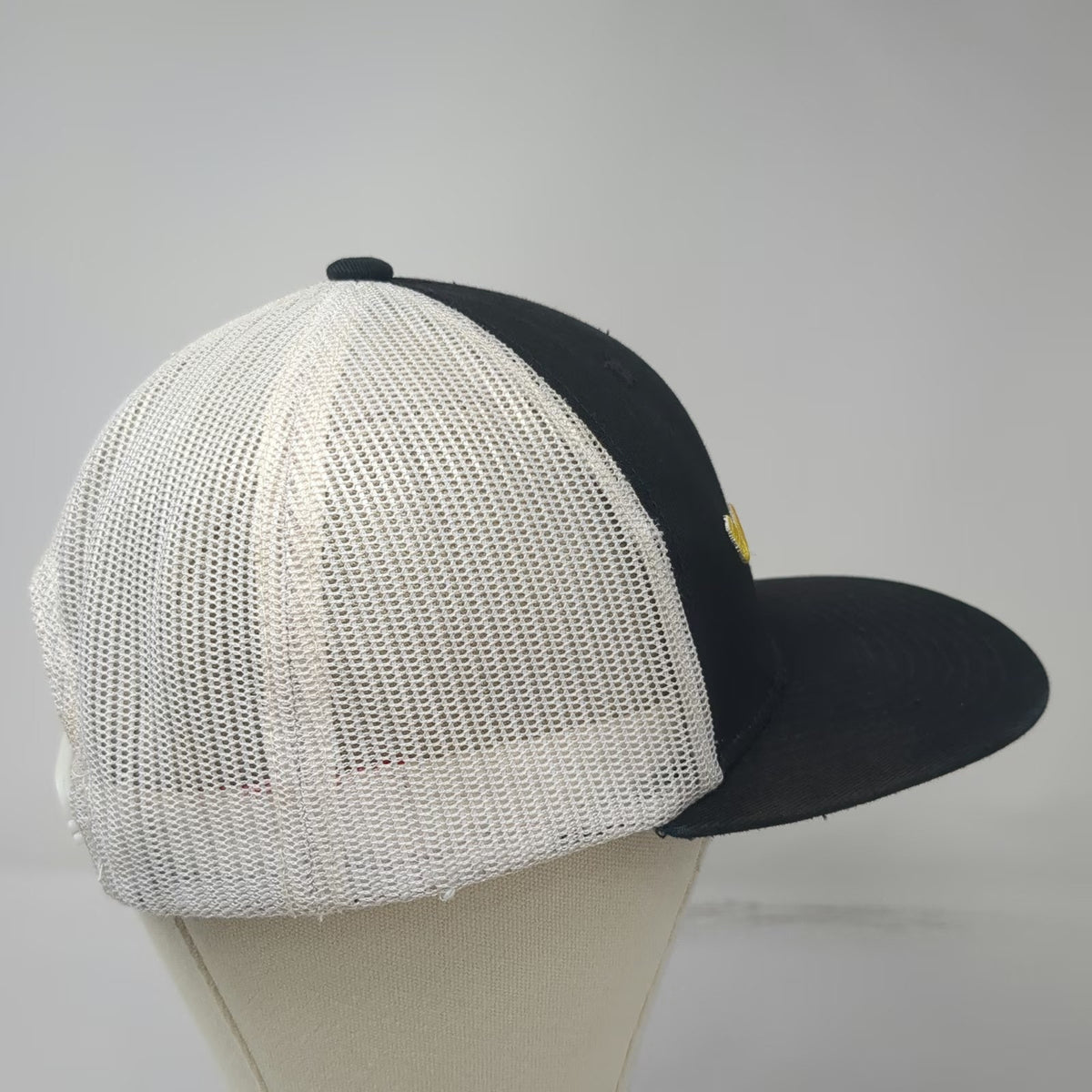 Kimes Ranch Trucker Hat Black White One Size Mesh Snapback Longhorn Steer Logo