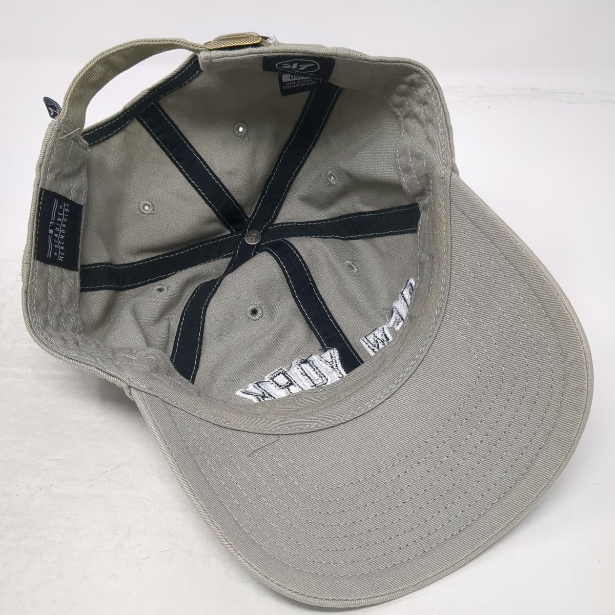 '47 New York Yankees MLB Gray Baseball Cap One Size Blue White Slideback Cotton
