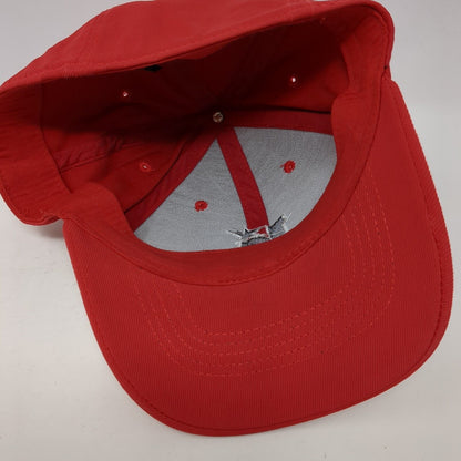 Reebok Hockey Fitted Hat Red Size L/XL Embroidered Vented Holes 6 Panel