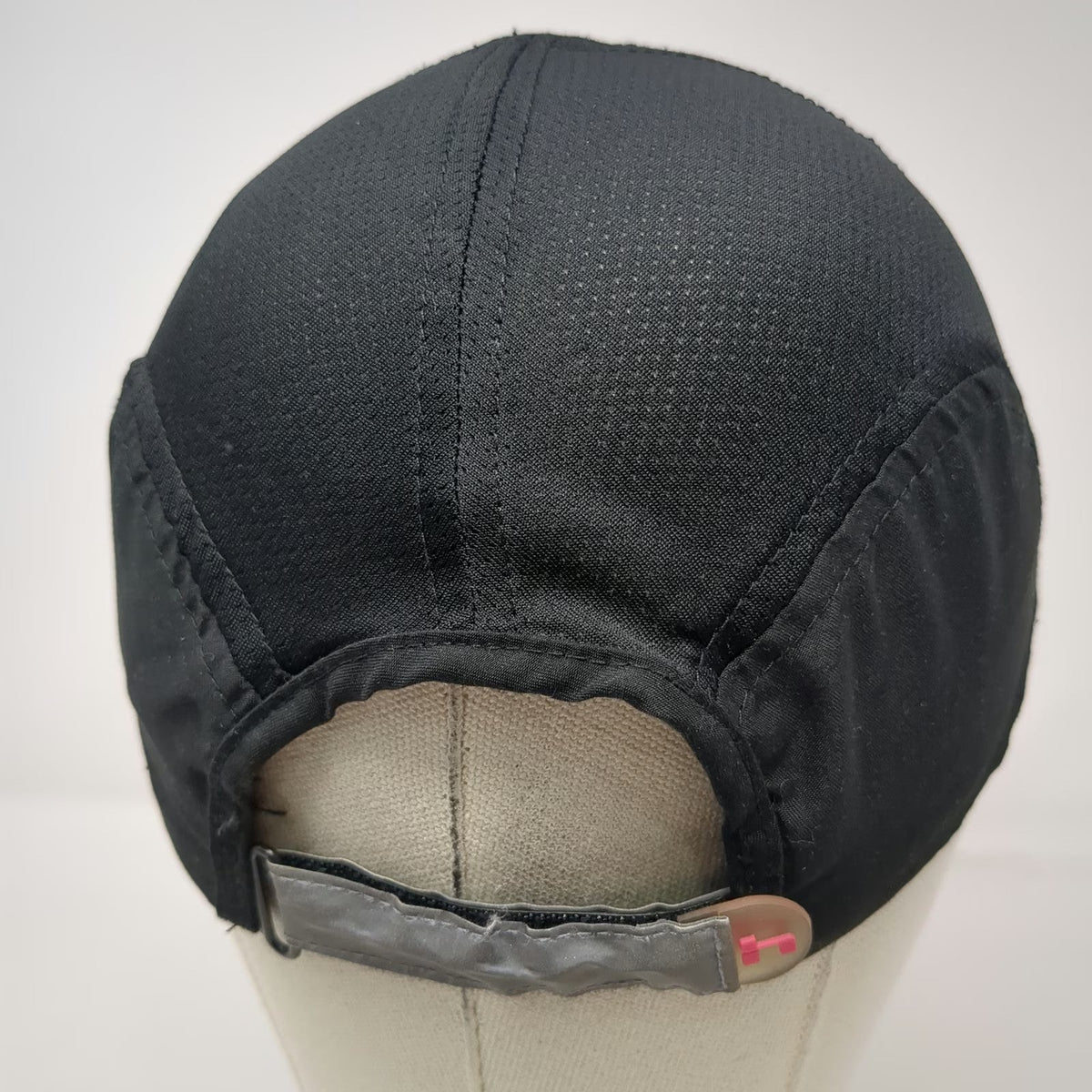 Hind Baseball Cap Black One Size Mesh Panels Reflective Strap Performance hat