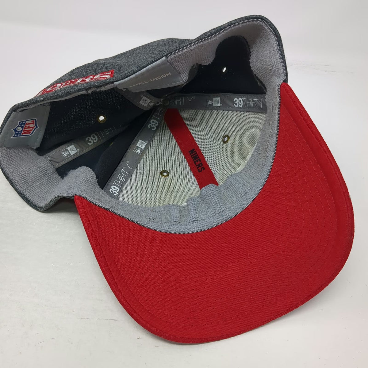 New Era 39THIRTY Baseball Cap Gray Red M San Francisco 49ers NFL Stretch Hat