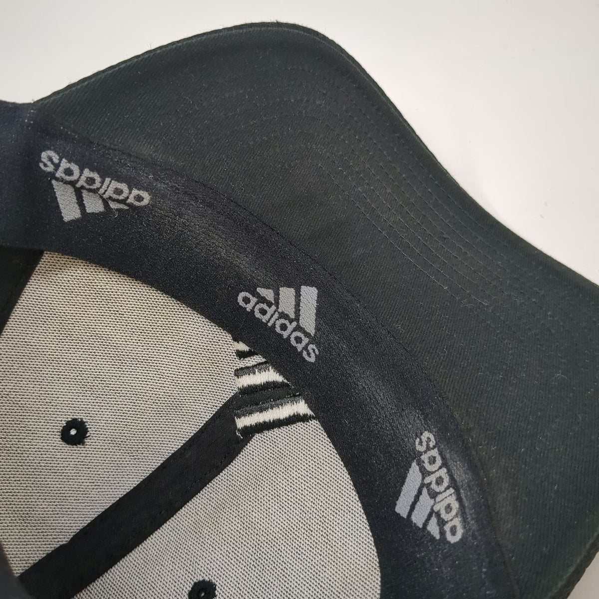 Adidas Baseball Cap Black XL Mesh Tonal Logo Flexfit Performance Athletic Hat