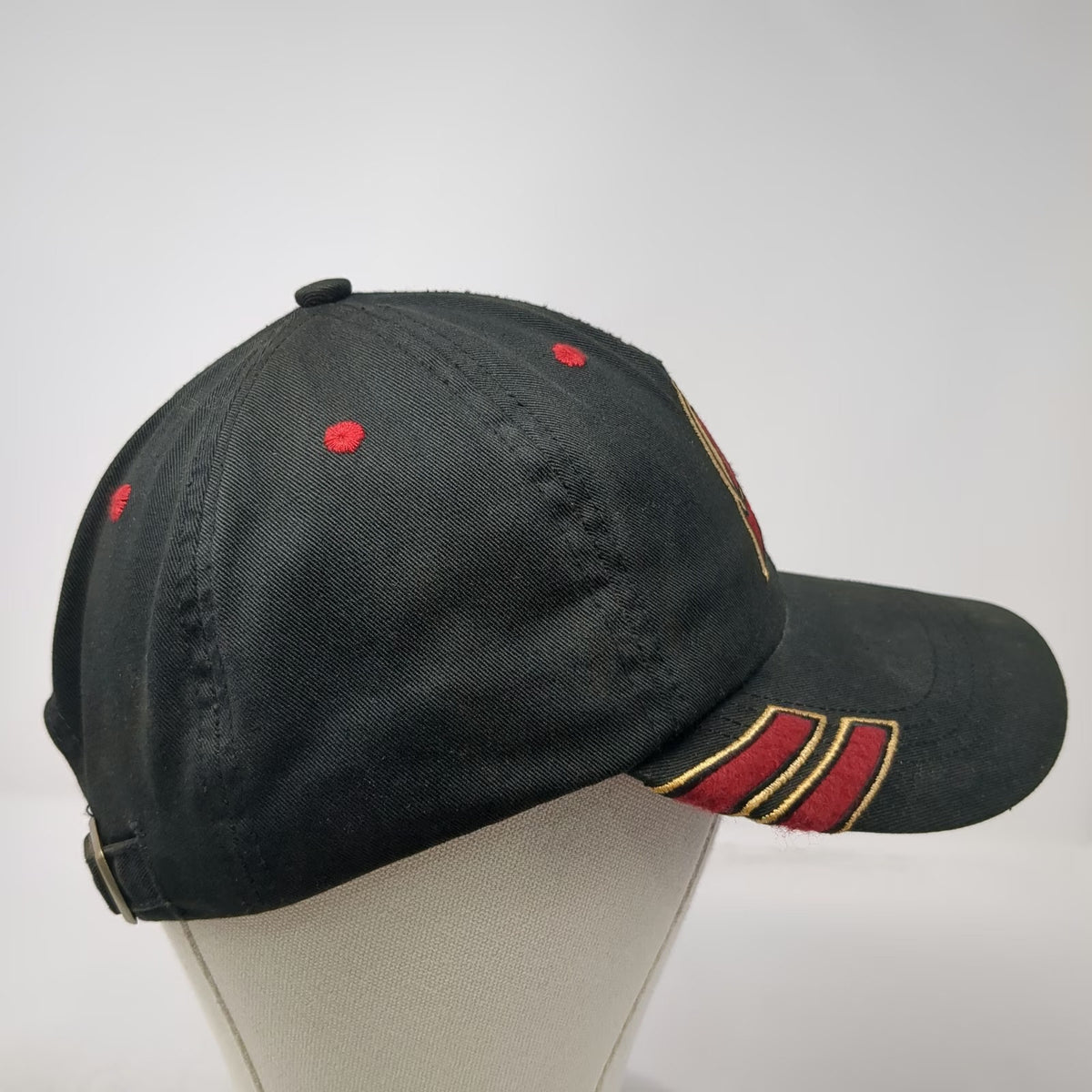 Pro Player New Jersey Devils NHL Black Hat Vintage Baseball Cap Center Ice Red