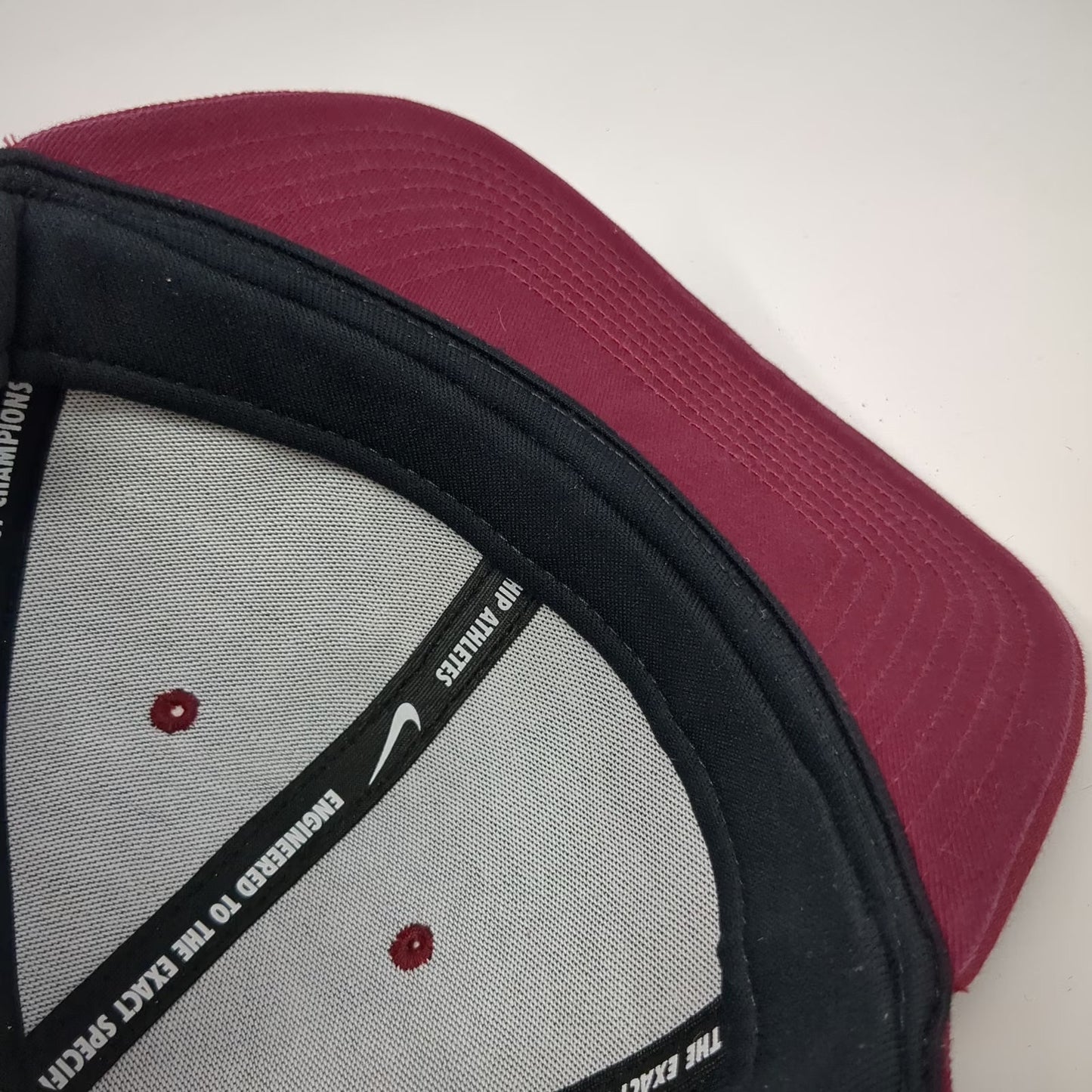 Nike Snapback Hat Red White One Size Flat Brim Dri-Fit Swoosh Logo Athletic Pro