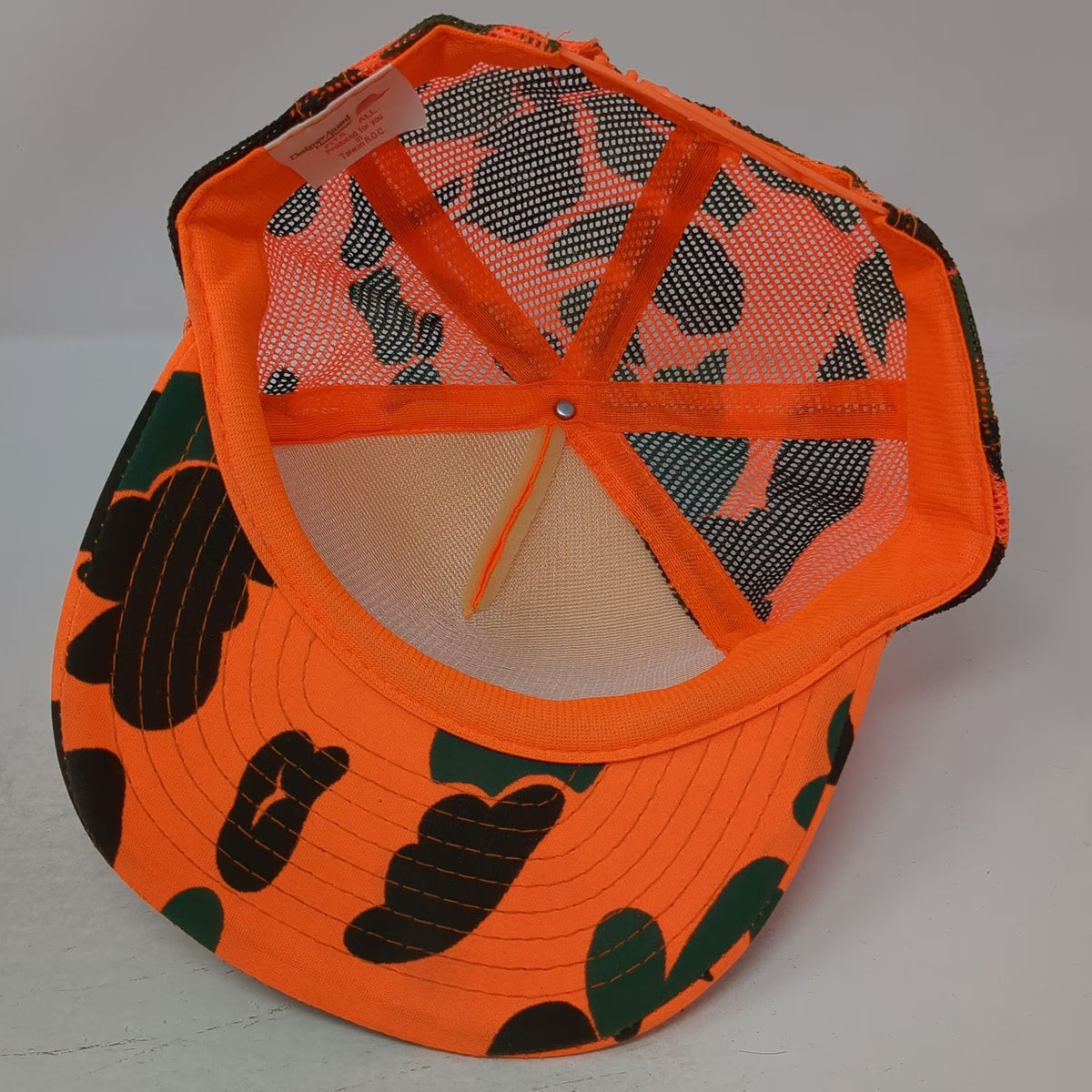 Designer Award Orange Camo Elk Hunting Season Trucker Hat Snapback Cap Vintage