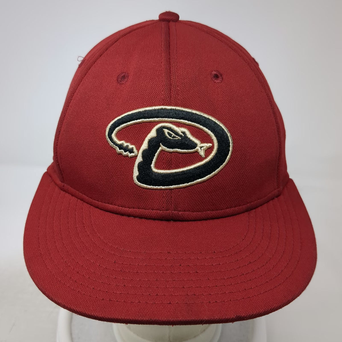 Arizona Diamondbacks MLB OC Sports Baseball Cap Red M Fitted Embroidered Logo