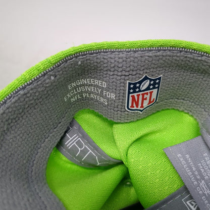Seattle Seahawks NFL New Era Cap Hat Green M Metallic Logo 39THIRTY Flex
