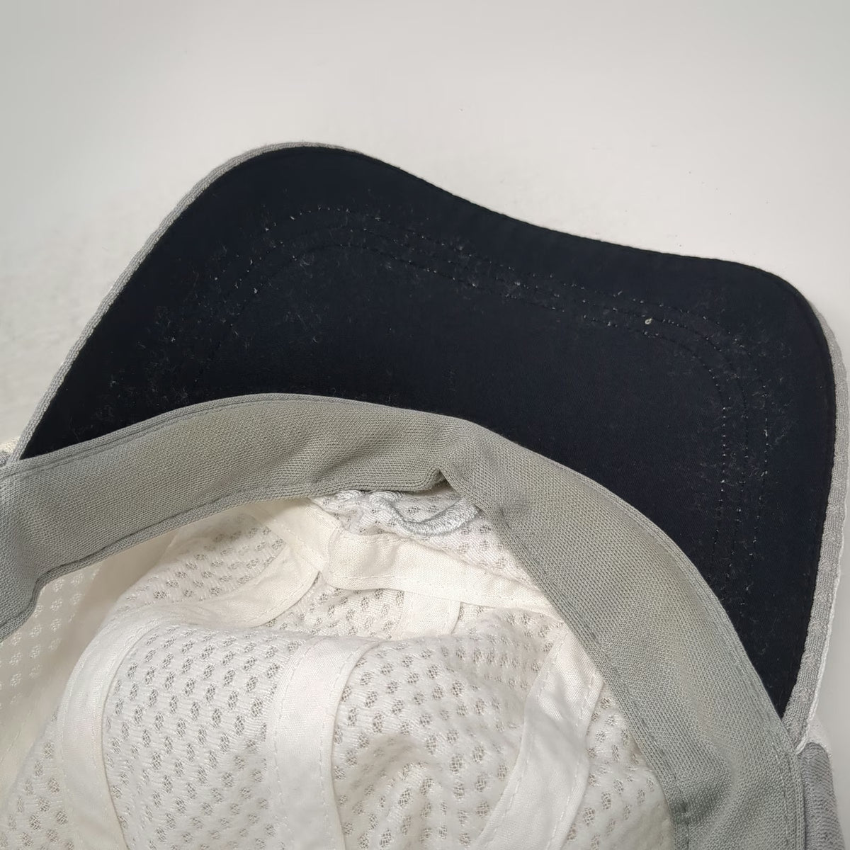 Pearl Izumi 5 Panel White One Size Mesh Breathable Running Cycling Hat