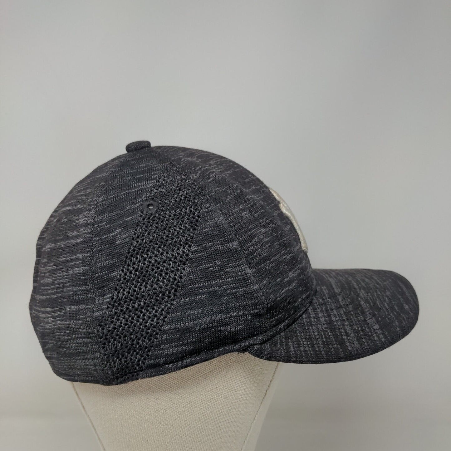 MLB Fitted Hat Gray New York Yankees Size 7 3/8 Embroidered Logo 59 Fifty