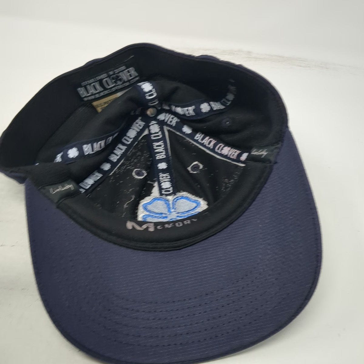 Black Clover Baseball Cap Blue XL Live Lucky Advocates Stretch Memory Fit hat