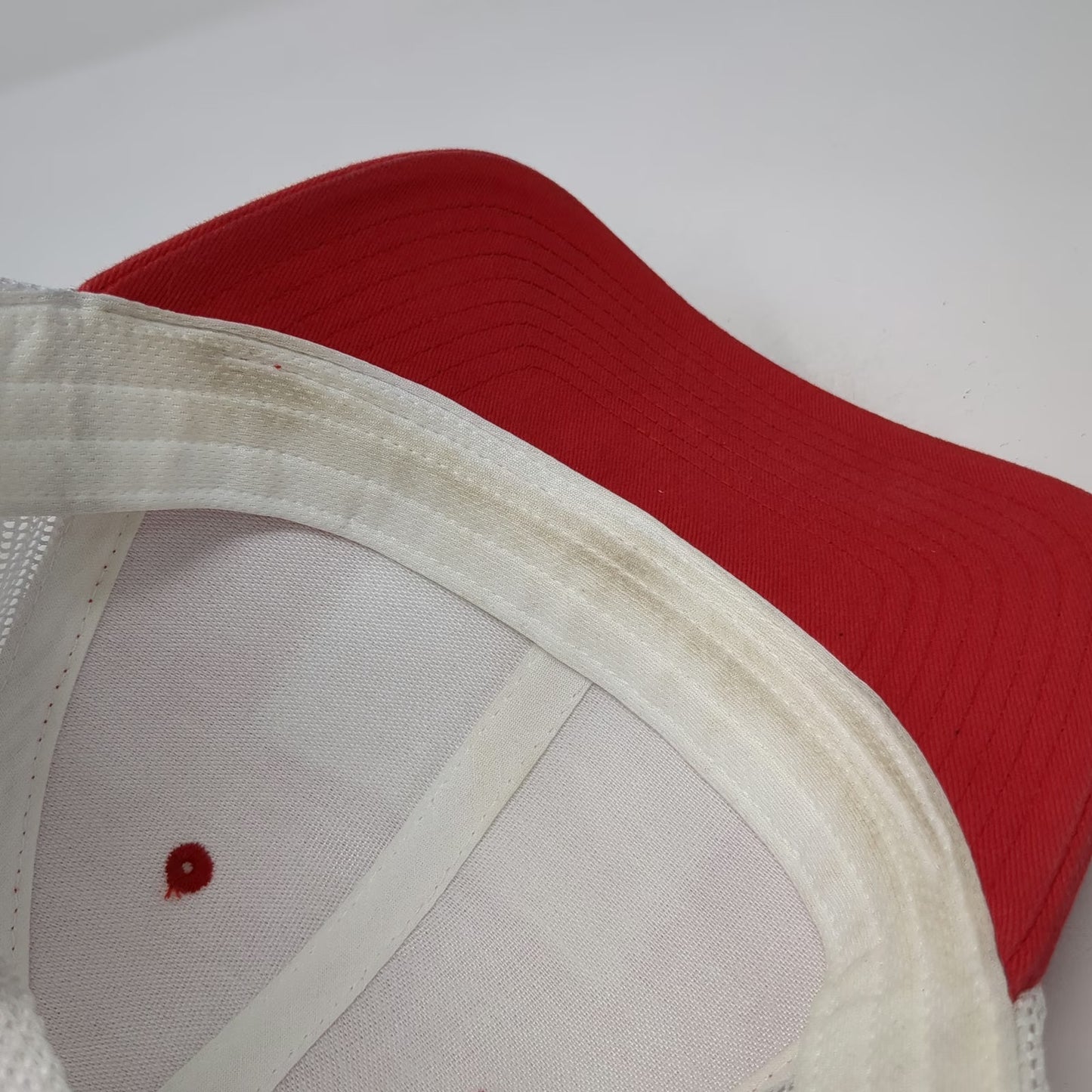 Columbia Trucker Hat Red One Size Georgia Fish Flag Mesh Back PFG Fishing