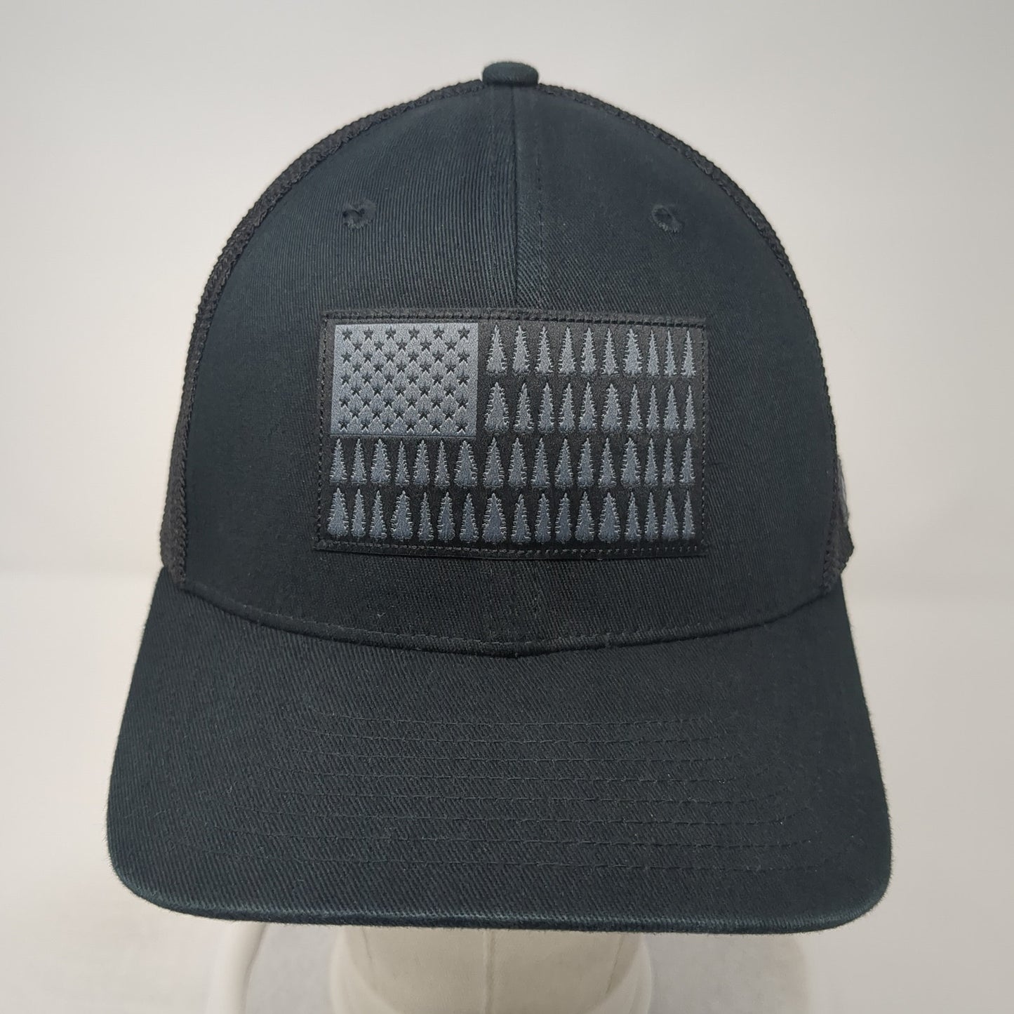 Pine Tree USA Flag Fitted Mesh Back Trucker Hat Black XL Columbia