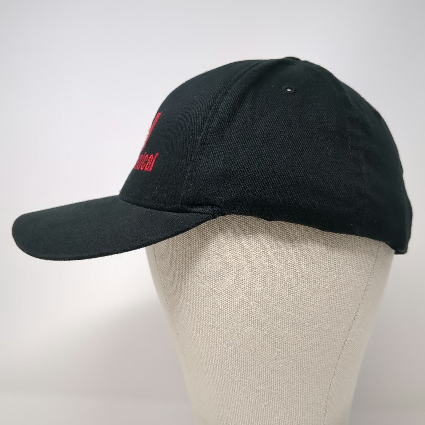 Flexfit Baseball Cap Black One Size Applied Mechanical Red Logo Structured Hat