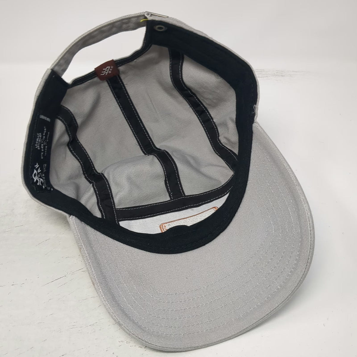 Banner & Oak 5 Panel Gray One Size Hat Mountain Graphic Slideback Patch Twill