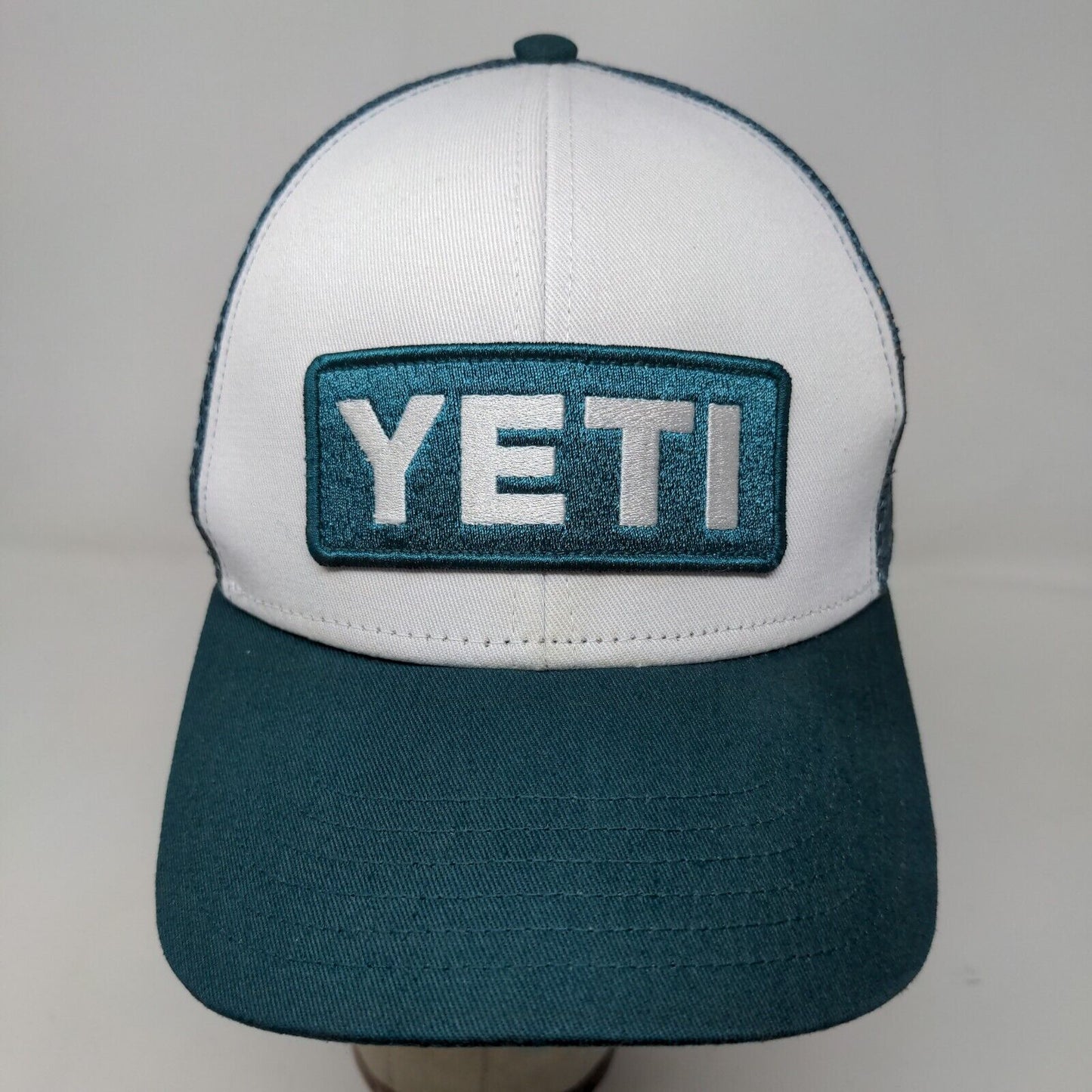 Yeti Men's Snapback Mesh Back Hat Green White Embroidered Logo Polyester