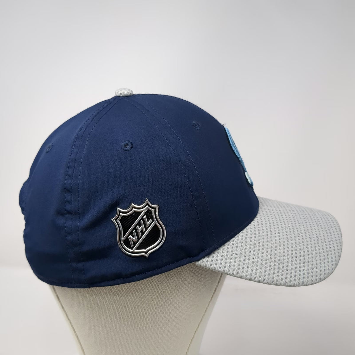 Fanatics Seattle Kraken NHL Snapback Blue One Size Hat Pro Shield Textured Brim