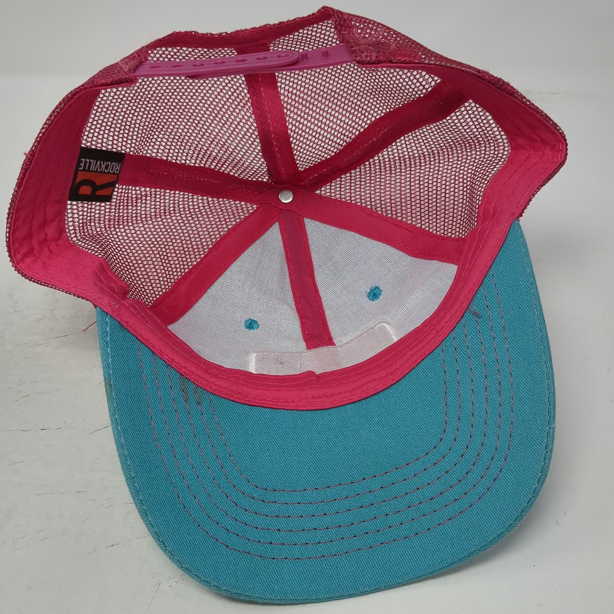 Rockville Trucker Hat Blue Pink One Size Zoo Boise Giraffe Mesh Snapback 1916