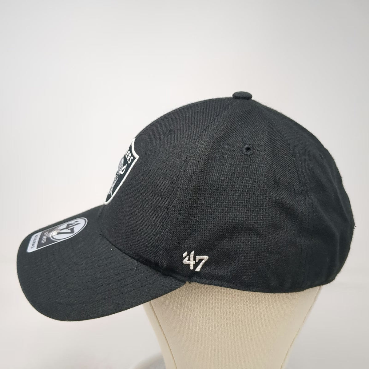 '47 NFL Las Vegas Raiders Shield Logo Black Baseball Cap OS Strapback Hat