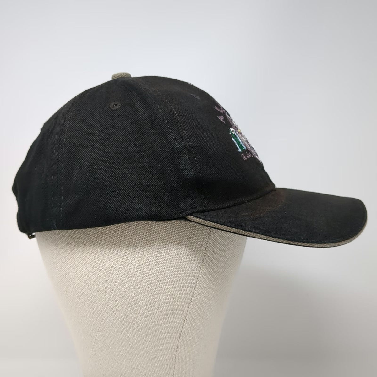 Northwest Embroidery Baseball Cap Black One Size Alaska Wolf Last Frontier hat